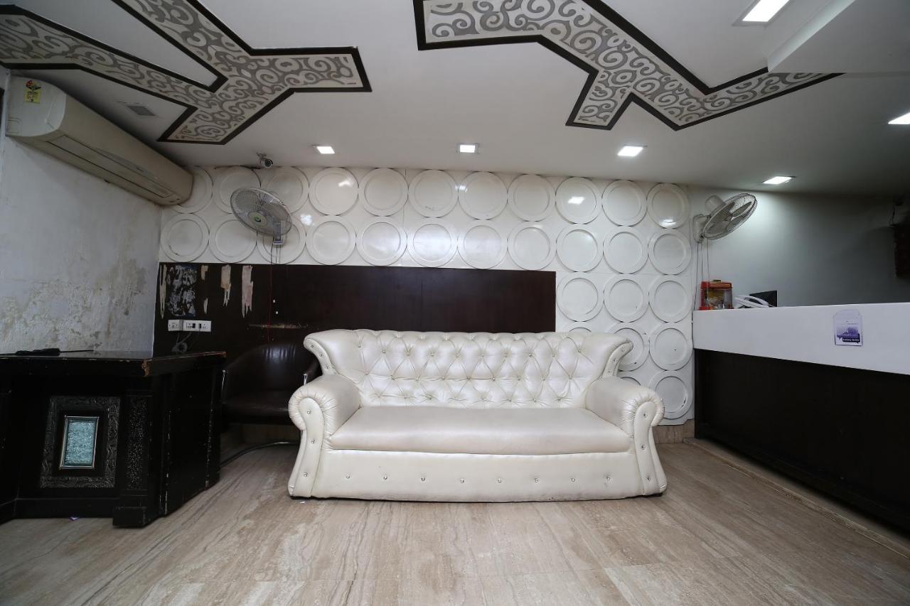 Oyo 11150 Hotel Jmd Rooms Ню Делхи Екстериор снимка
